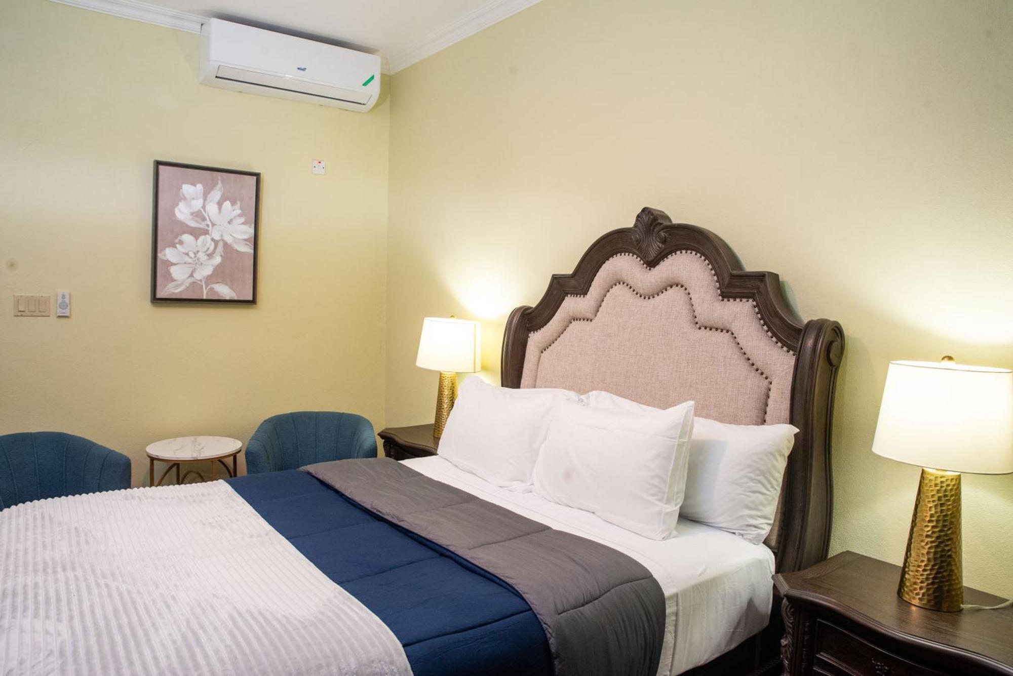 Sky'S Villa Resort Buff Bay Esterno foto