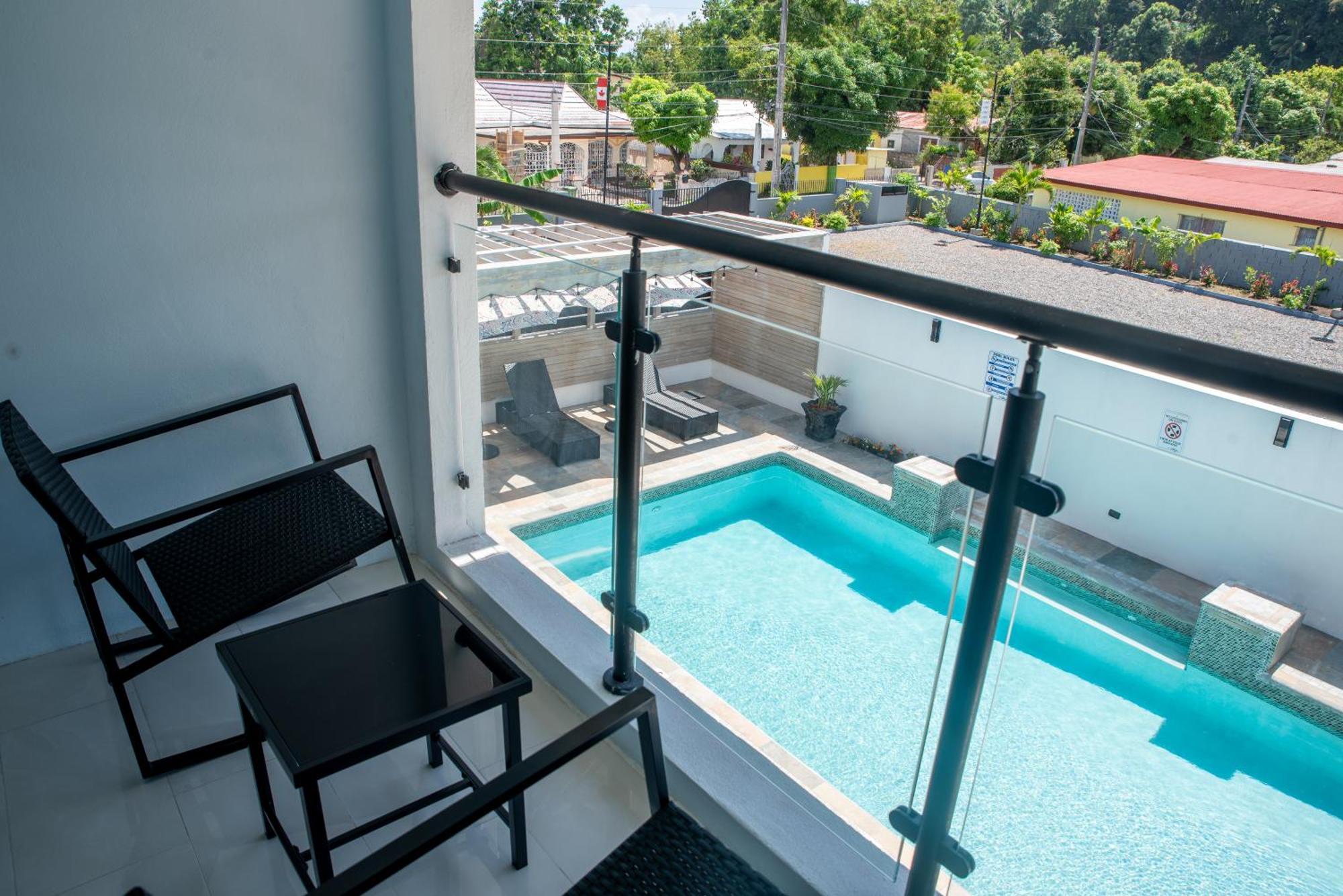 Sky'S Villa Resort Buff Bay Esterno foto